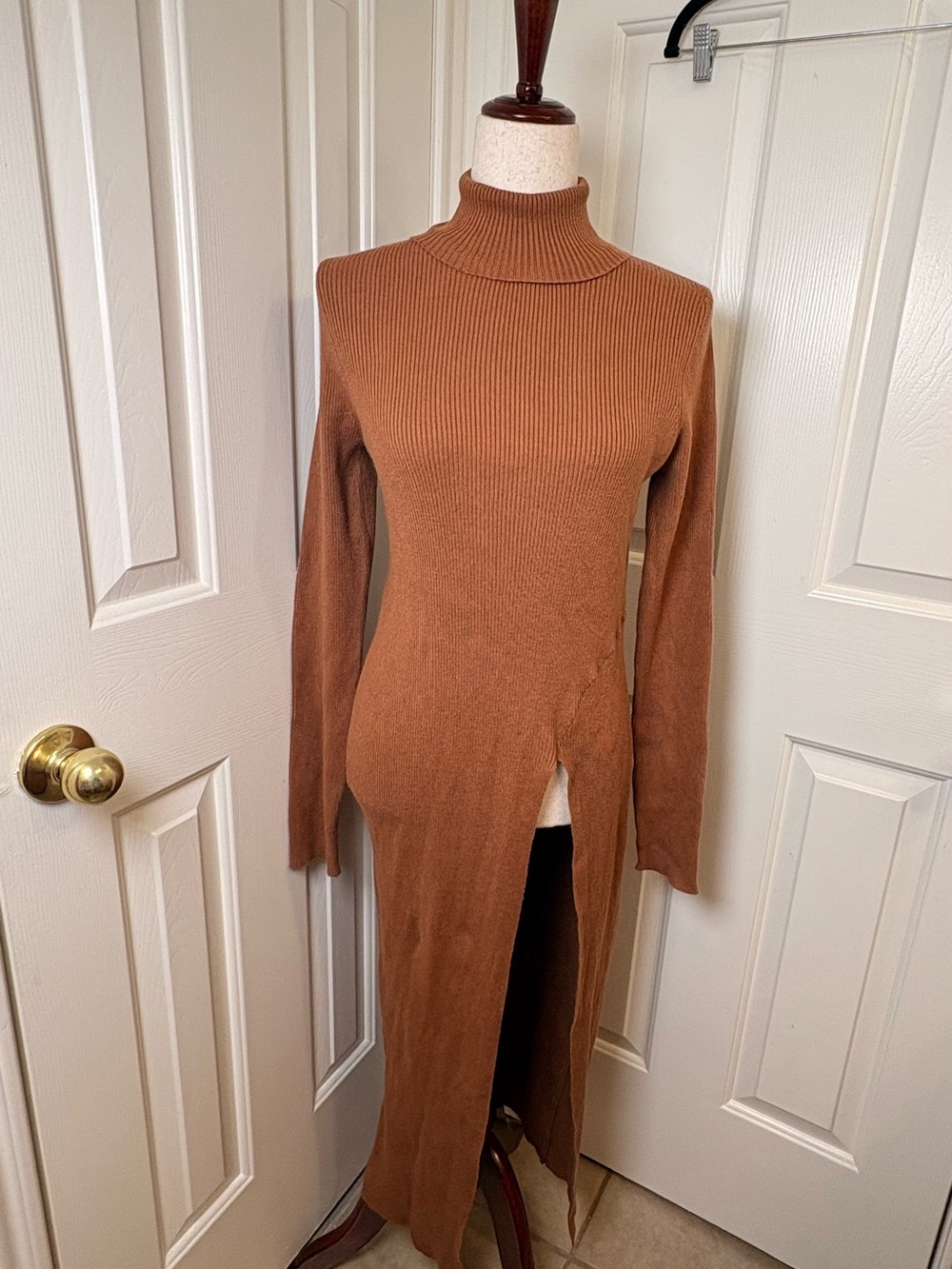 ASTR The Label Camel Ribbed Turtleneck Maxi Dress Minimalist Chic Slit Large